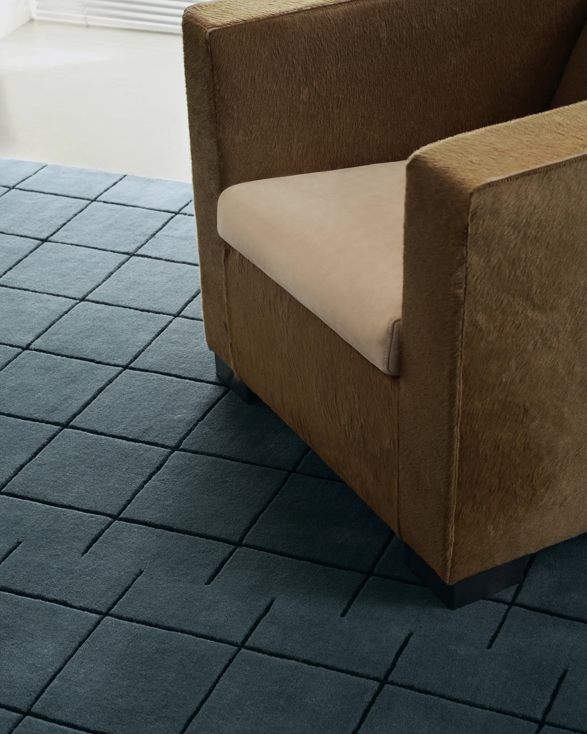 Cubora Teal woolen Hand Tufted Carpet