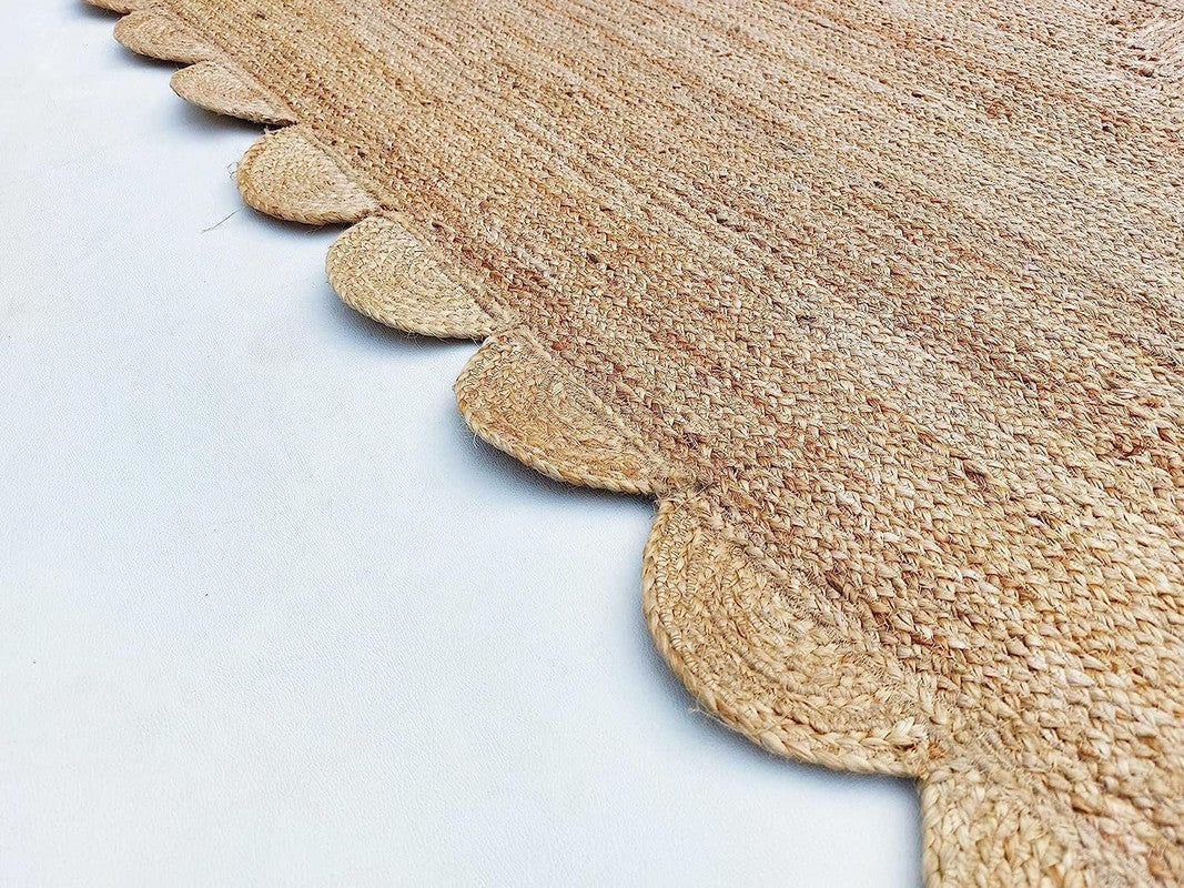Sola Natural Rectangular Braided Jute Carpet with Scalloped Edges