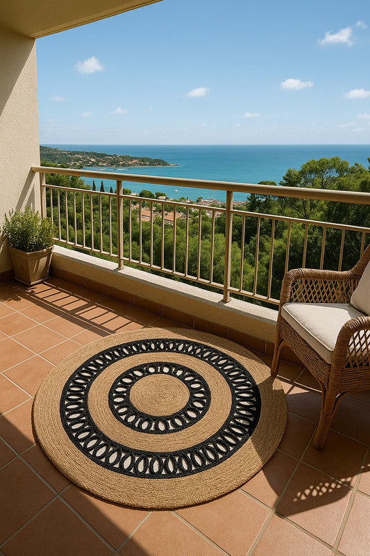 Lira Wave Round Jute Carpet with Black Loop Pattern