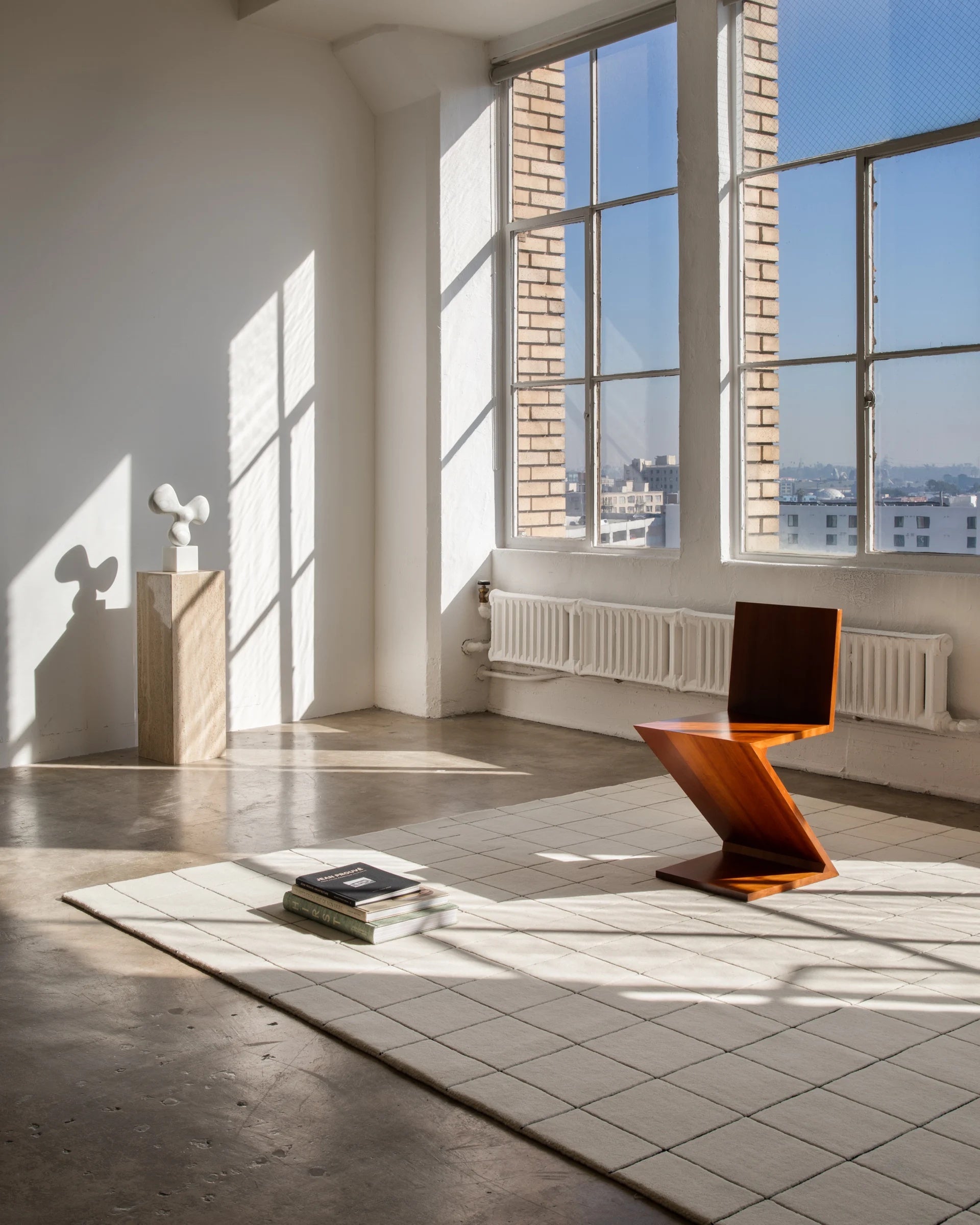 Cubora White woolen Hand Tufted Carpet