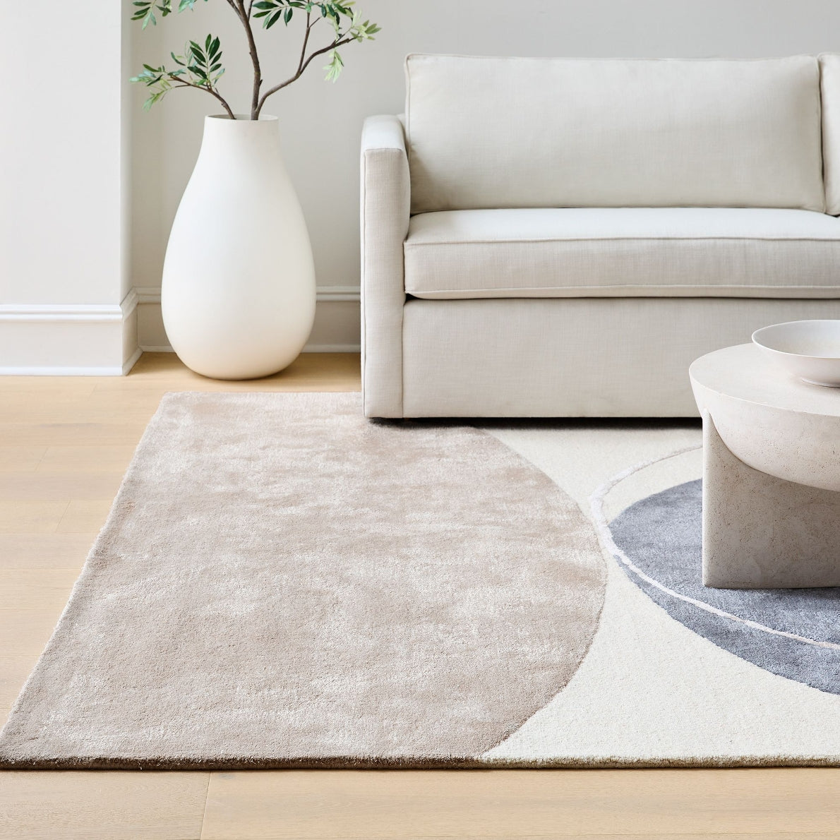 Eclipse woolen Hand Tufted Carpet