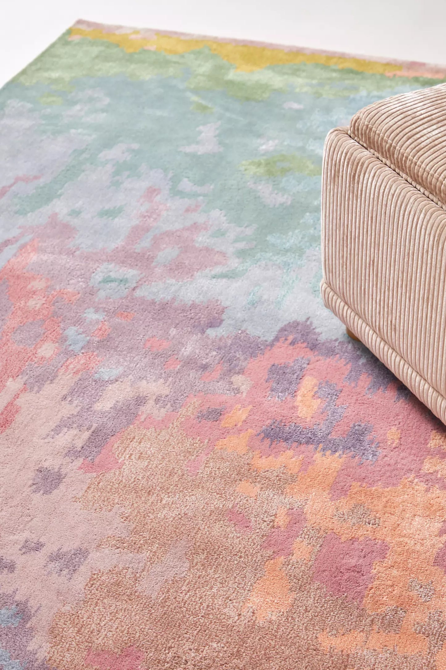 Vibrant Woolen Hand Tufted Carpet