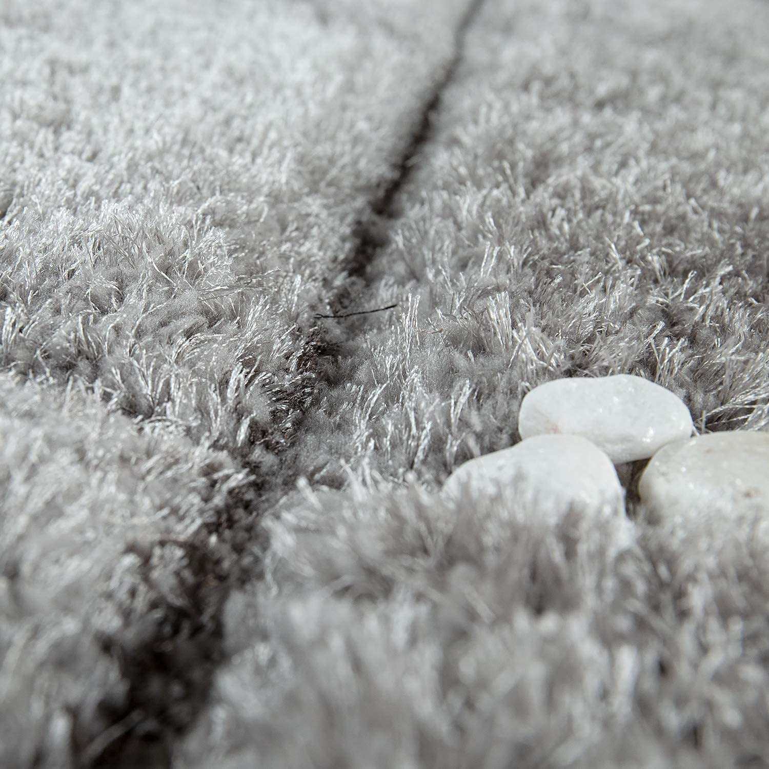 Dark Grey Crack Shaggy Carpet