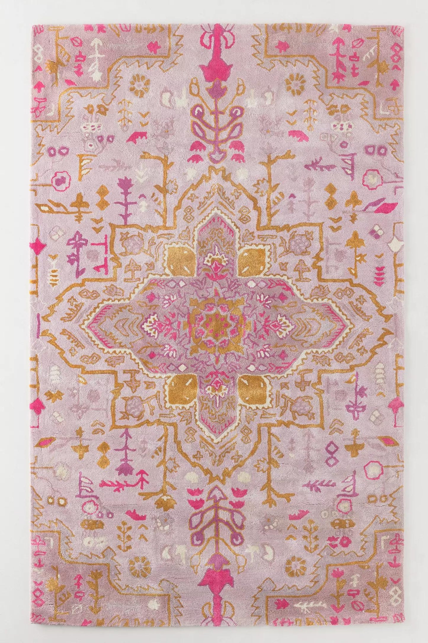 Tasmeem Silk Hand Tufted Carpet