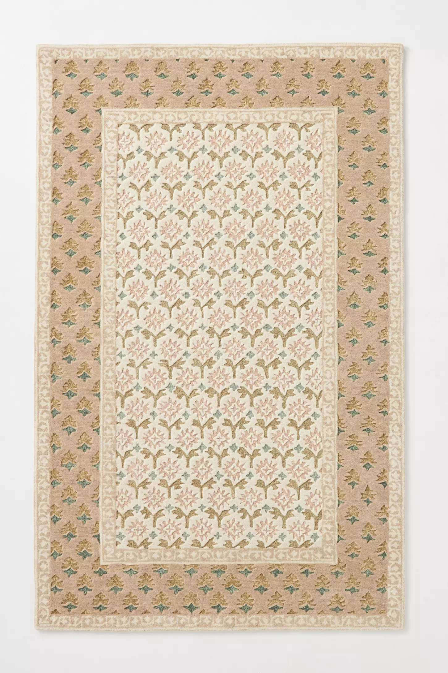 Greige Woolen Hand-Tufted Carpet