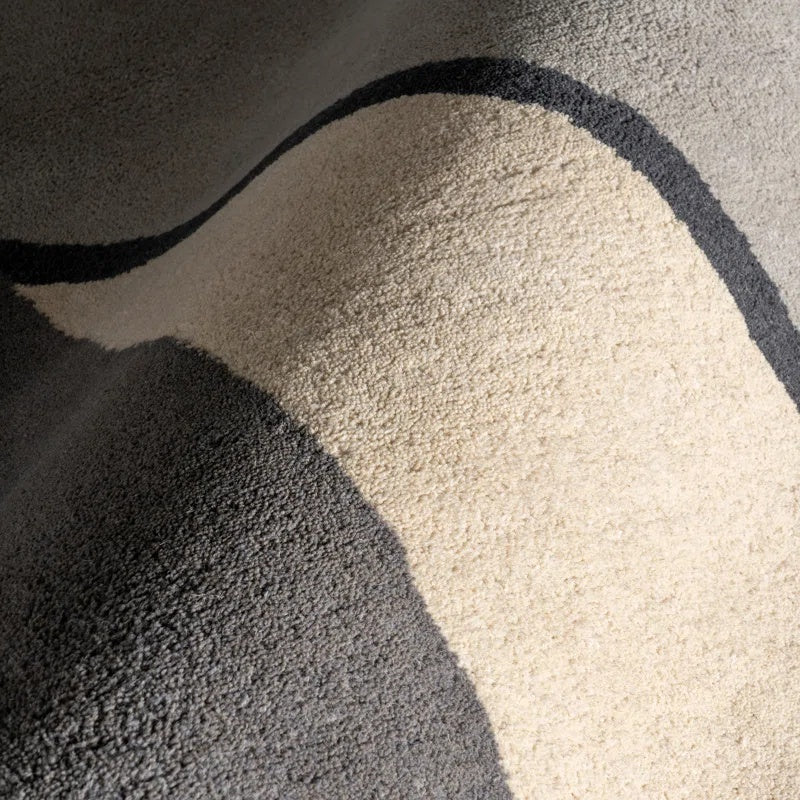 Pebble Form Grey Irregular Shaped Hand-Tufted Carpet