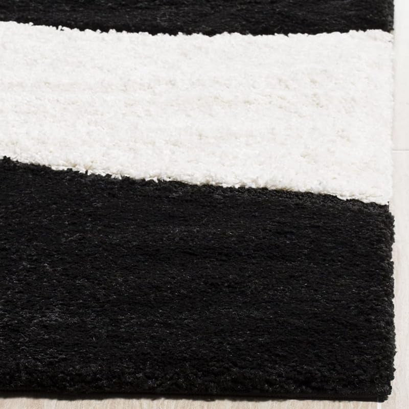 Black & Burgundy Curve Shaggy Carpet