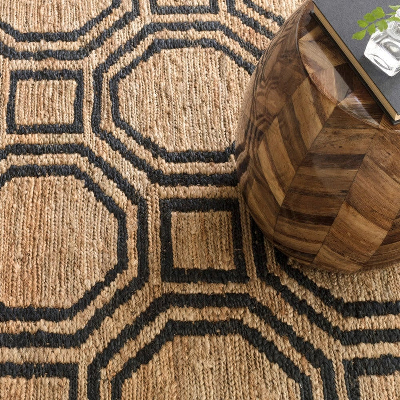 Atrium Natural and Black Octagon Hand-Knotted Jute Carpet