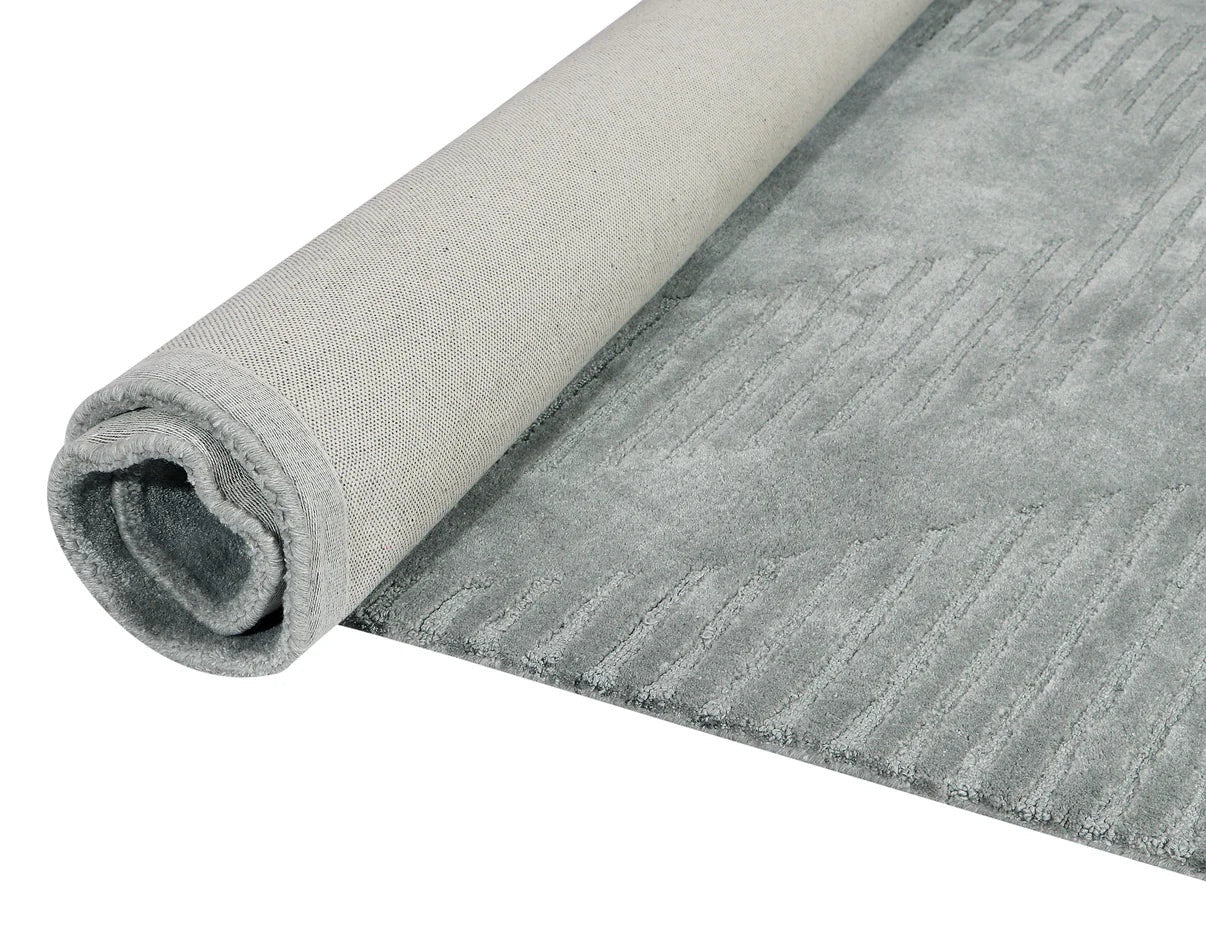 Halo Ridge Grey Irregular Shaped Hand-Tufted Carpet