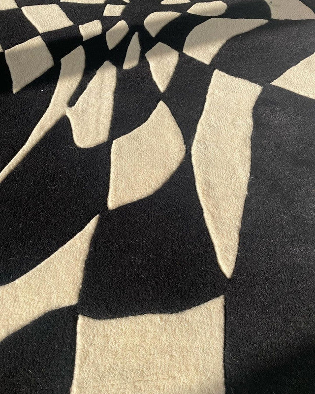 Obsidian Bloom Black & Ivory Irregular Shaped Hand-Tufted Carpet