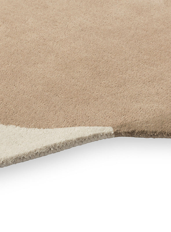 Softstone Sand Beige Abstract Irregular Hand-Tufted Wool Carpet