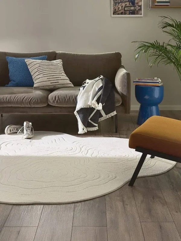 Topora Ivory Textured Irregular Shaped Hand-Tufted Carpet